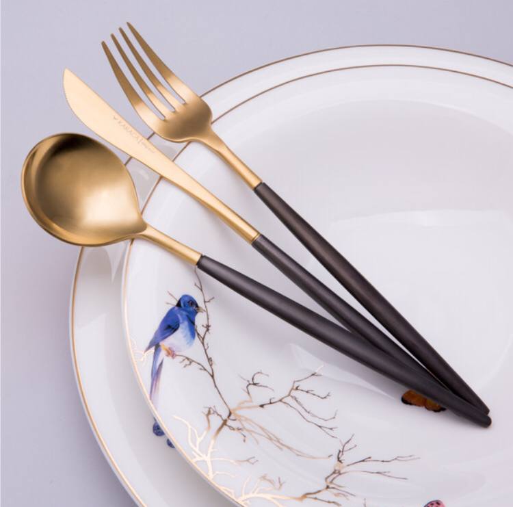 سرویس قاشق و چنگال